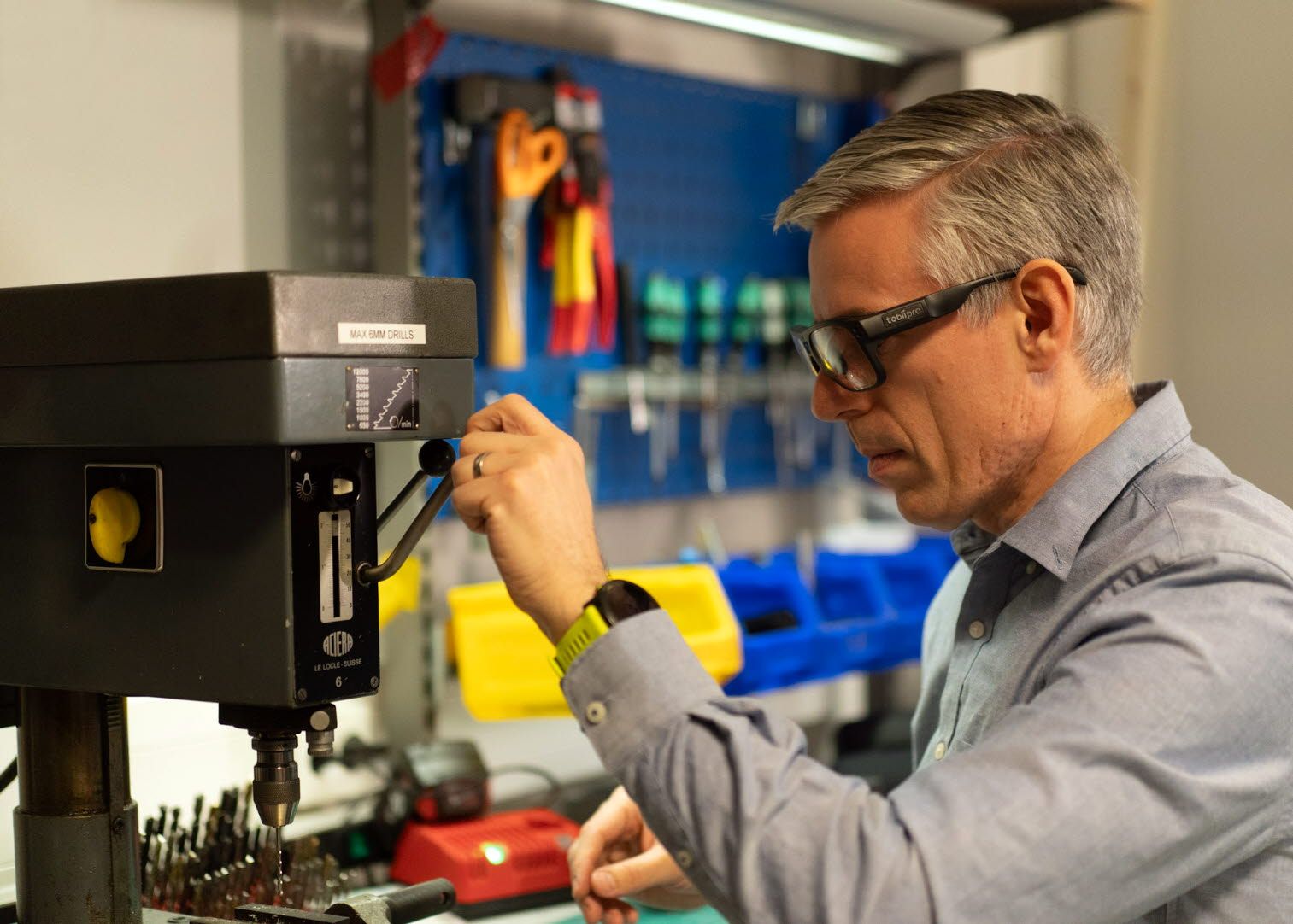 Man working using Tobii Pro Glasses 3