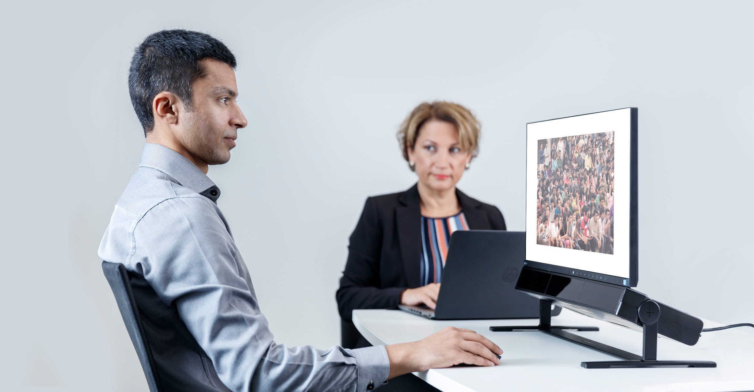 Person looking at Tobii Pro Spectrum